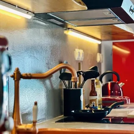 Cave House Milos Provatas