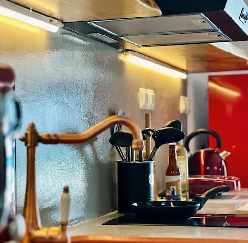 Cave House Milos Provatas